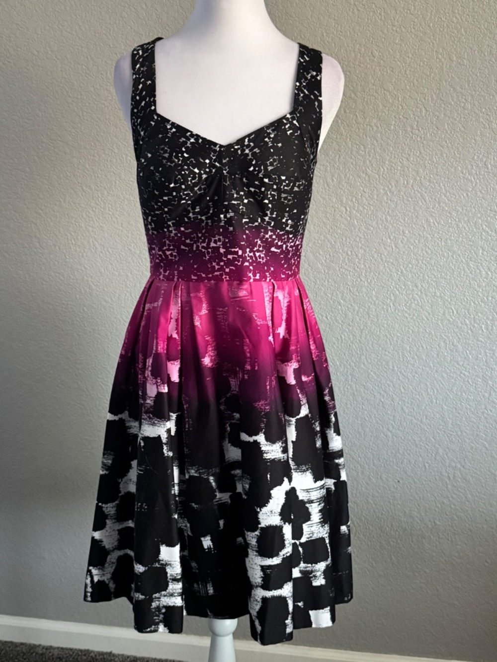 New W/ Tags Calvin Klein Sweetheart Fit & Flare Dress Size 4 Petite - Picture 2 of 12